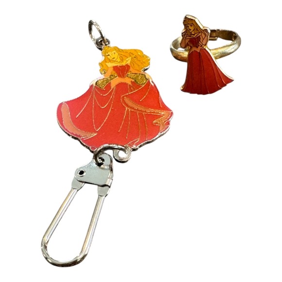 Vintage Disney Sleeping Beauty‎ Aurora Ring and Bag Clip Set Princess - Picture 2 of 6